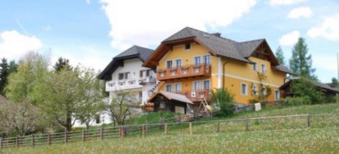Haus Holzer Apartman Sankt Andrä im Lungau Kültér fotó